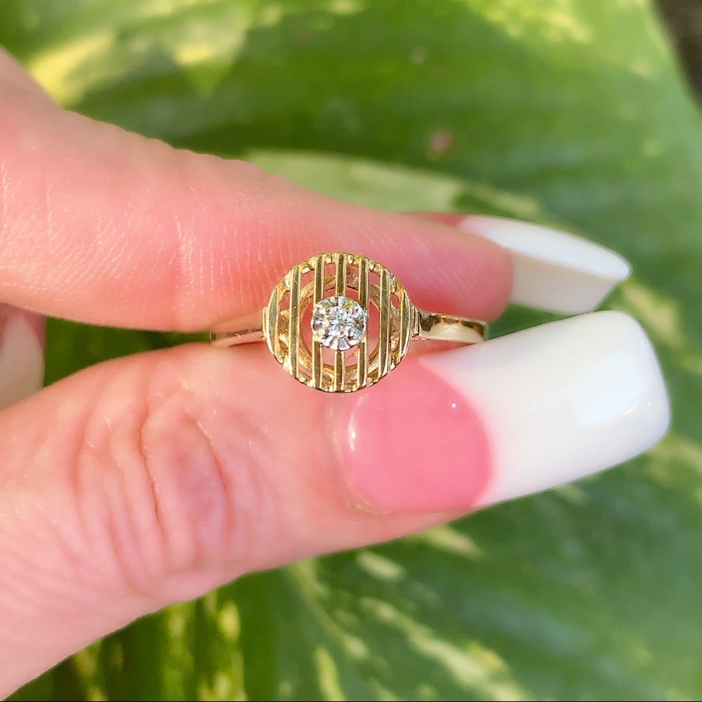 SOLD 🔥 14K Gold Unique Diamond Accent Ring